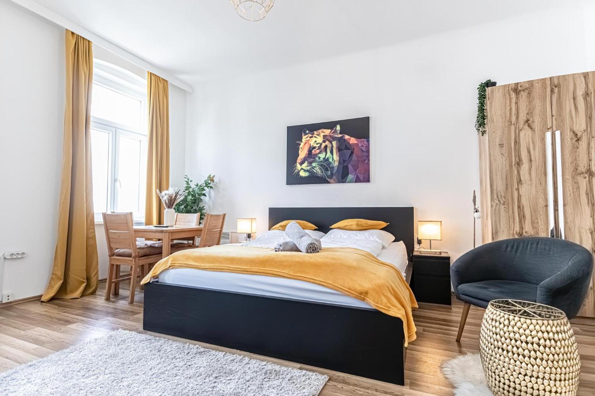 Explore Vienna: 1Br Retreat Near Westbahnhof Exterior photo